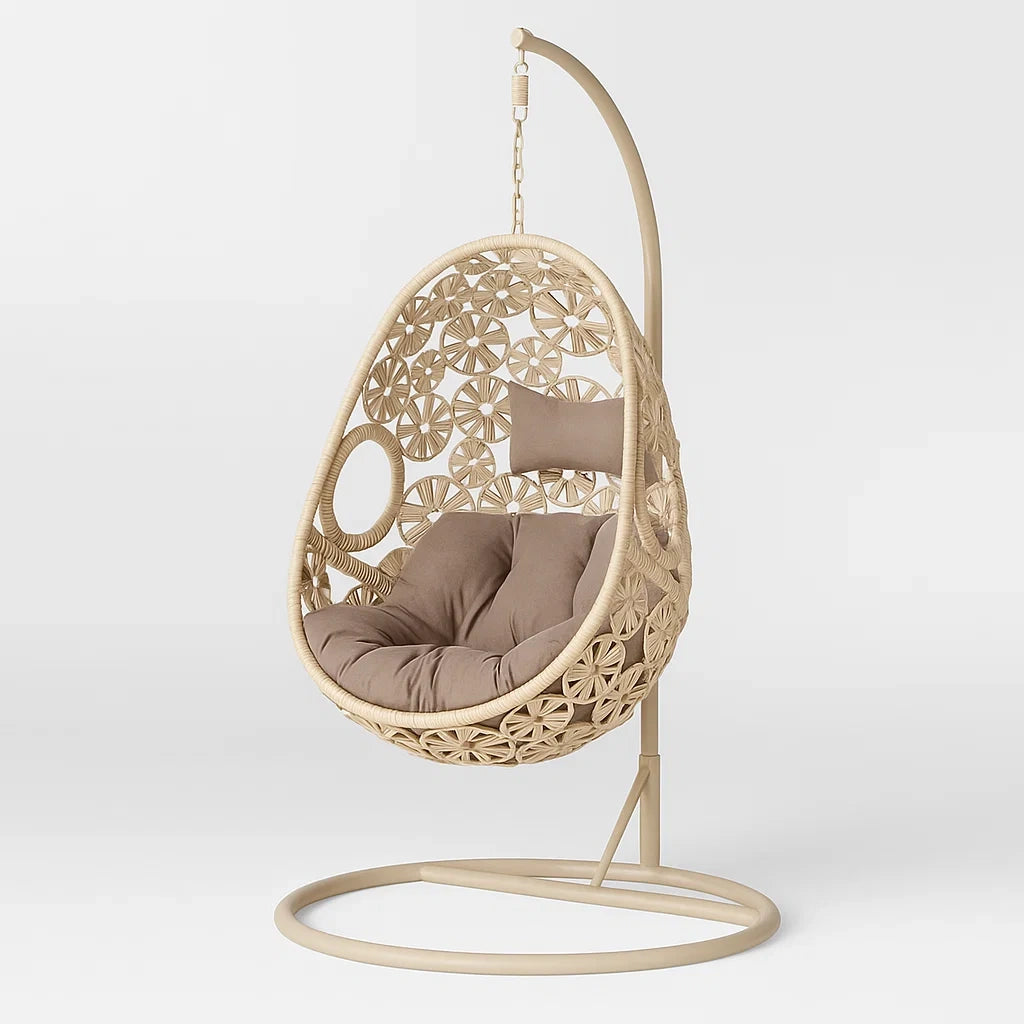 Rattan-Hängesessel mit Kissen und Metallgestell Beige